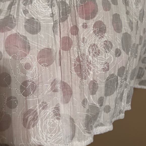 essentials - by Maggie. white with sheer polkadots and embroidered roses NWOT - Picture 5 of 12